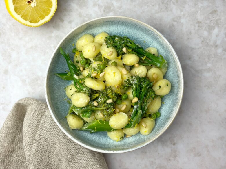 Broccolini gnocchi with peas